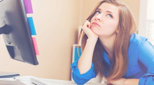 5 STAGES YOU’LL GO THROUGH ON A THURSDAY EVENING!