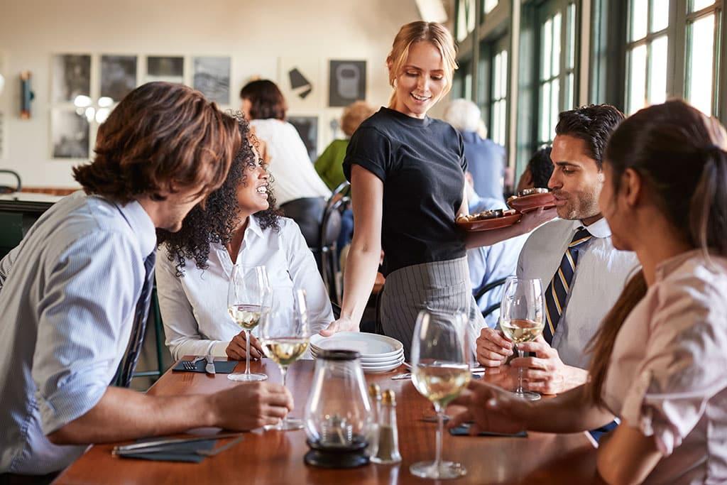  Top 10 Business lunches in Abu Dhabi 