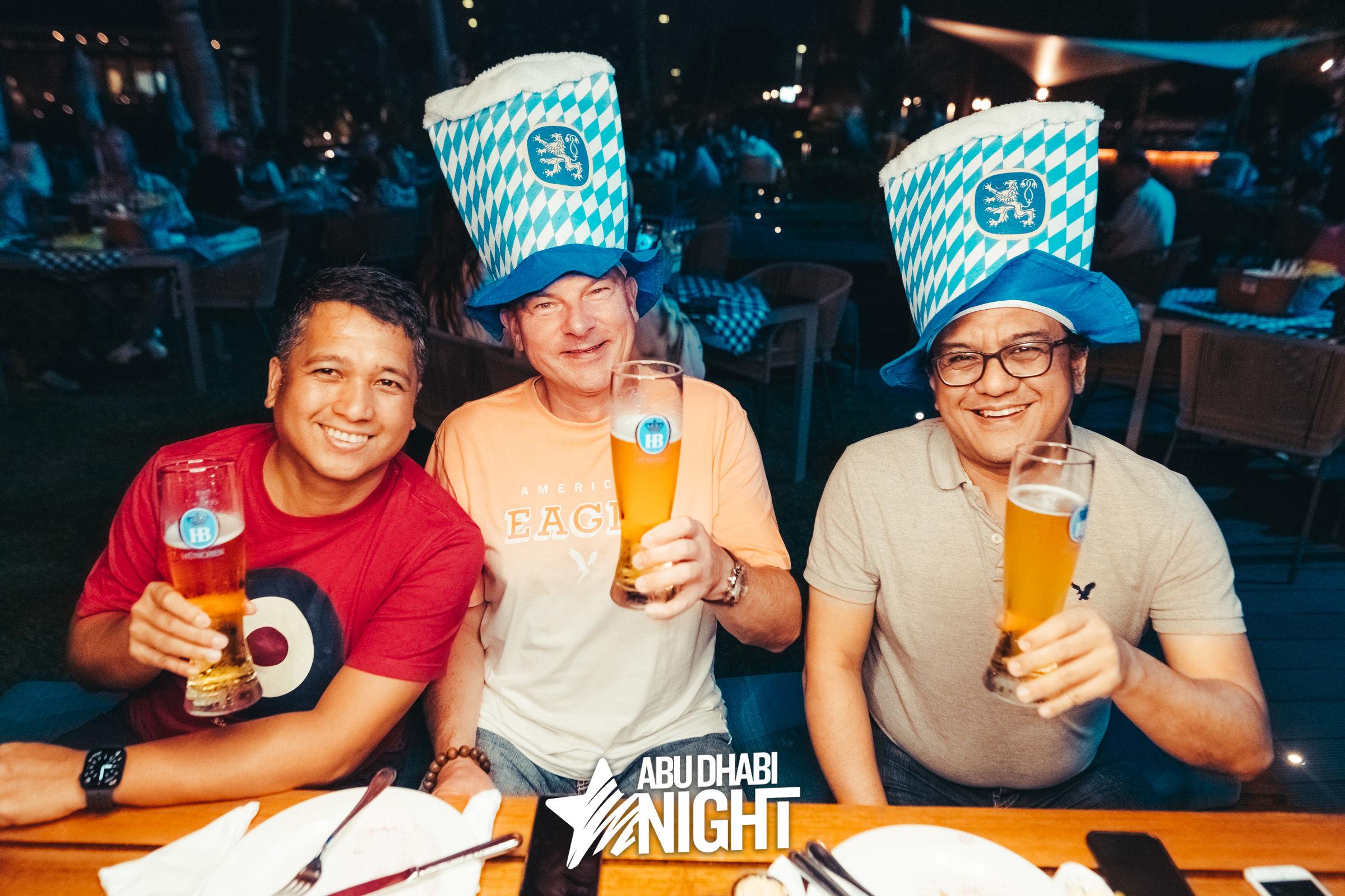 https://api.abudhabinight.com/static-image/region_abudhabi/marked/DSC01282-4197-2022-10-21.jpg