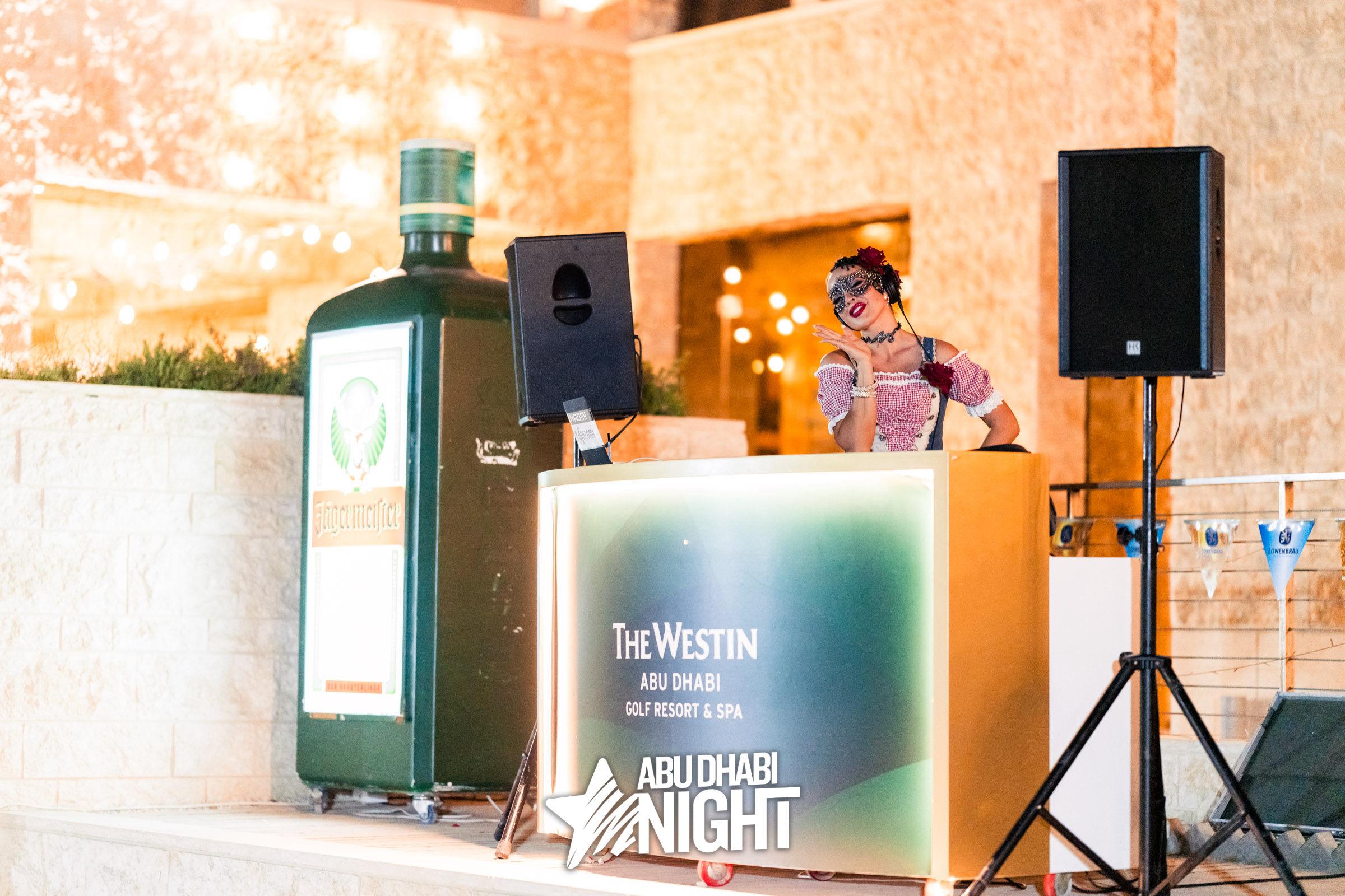 https://api.abudhabinight.com/static-image/region_abudhabi/marked/DSC04679-2745-2022-10-05.jpg