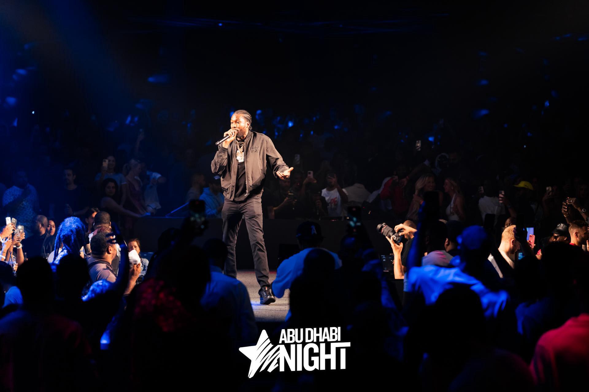 https://api.abudhabinight.com/static-image/region_abudhabi/marked/DSC07589-6272-2023-11-27.jpg