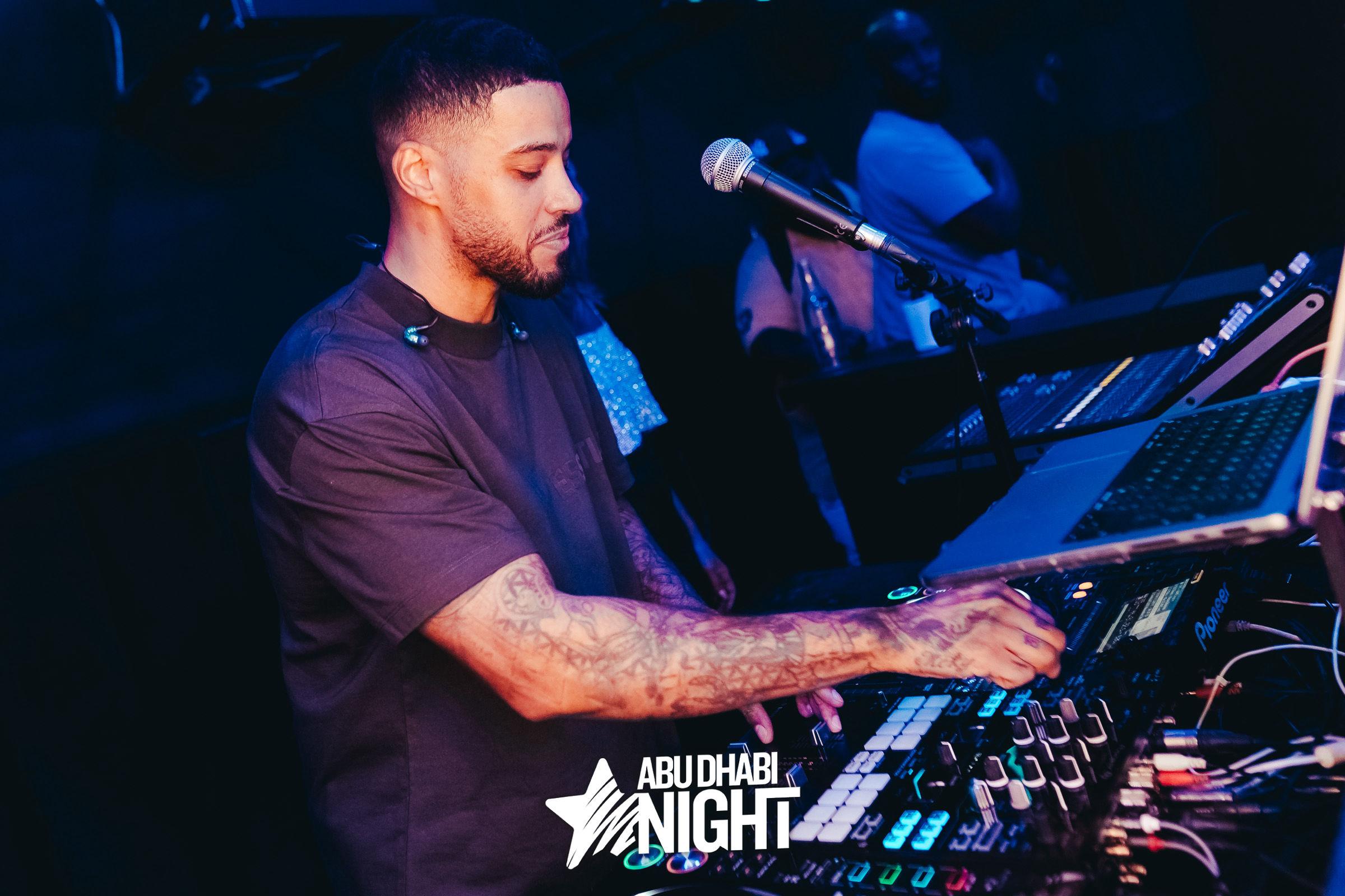 https://api.abudhabinight.com/static-image/region_abudhabi/marked/VVPH2361-7543-2022-10-09.jpg