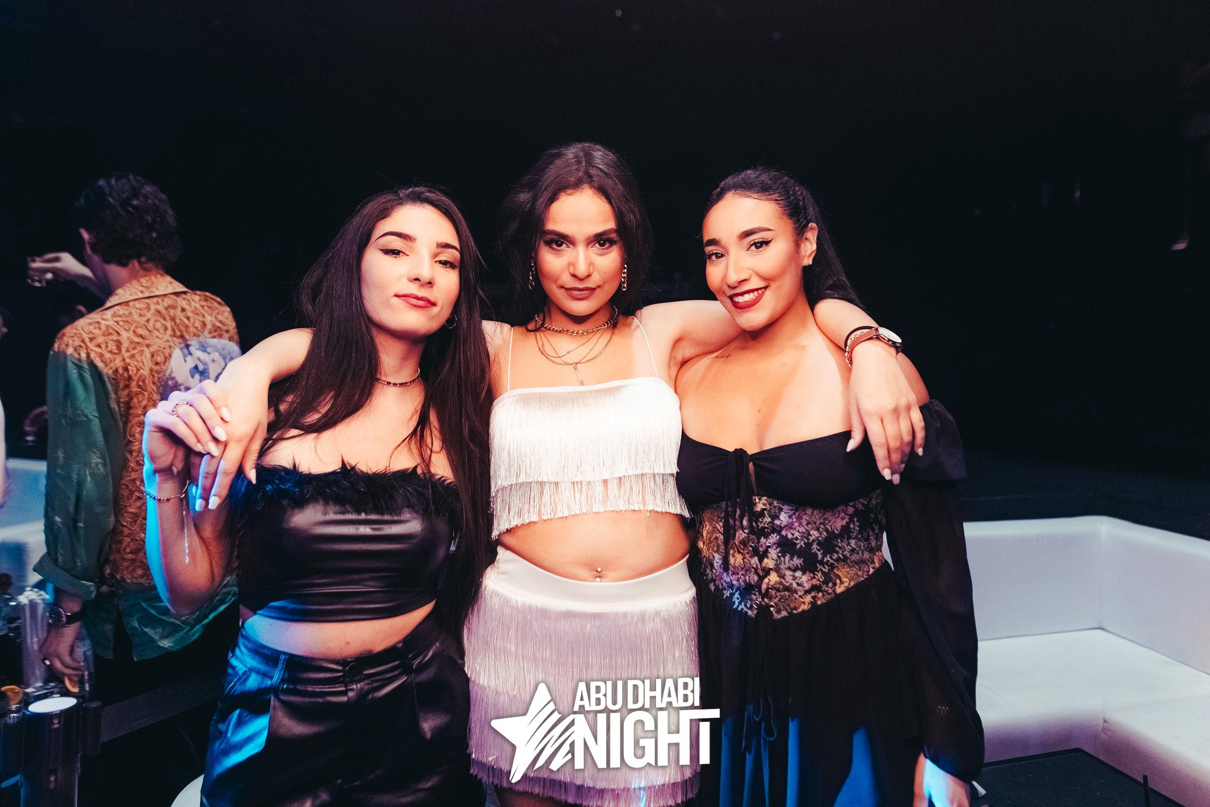 https://api.abudhabinight.com/static-image/region_abudhabi/marked/VVPH7384-8694-2022-10-23.jpg