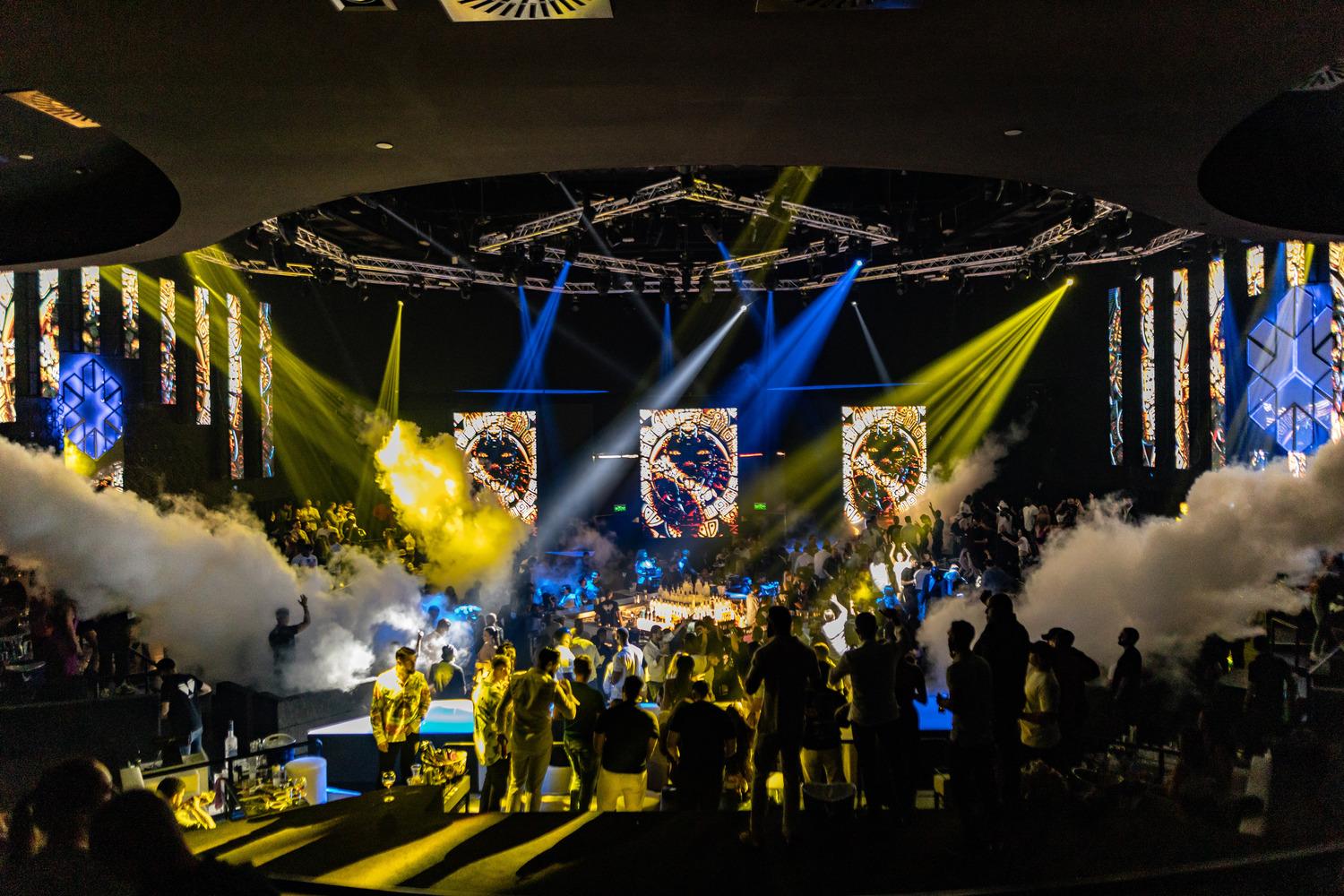 Mahmut Orhan live at WHITE Abu Dhabi: Euroleague after-party!