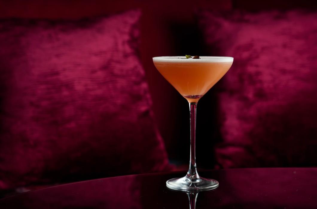 Best Happy Hour deals Abu Dhabi - Where to grab drinks this weekend