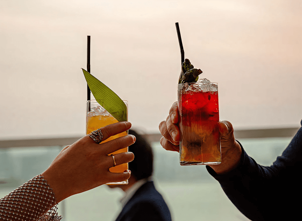 GRAB A DRINK - CATCH SUNDOWNERS AT SIDDHARTA LOUNGE'S SUNSET SESSIONS THIS WEEK!